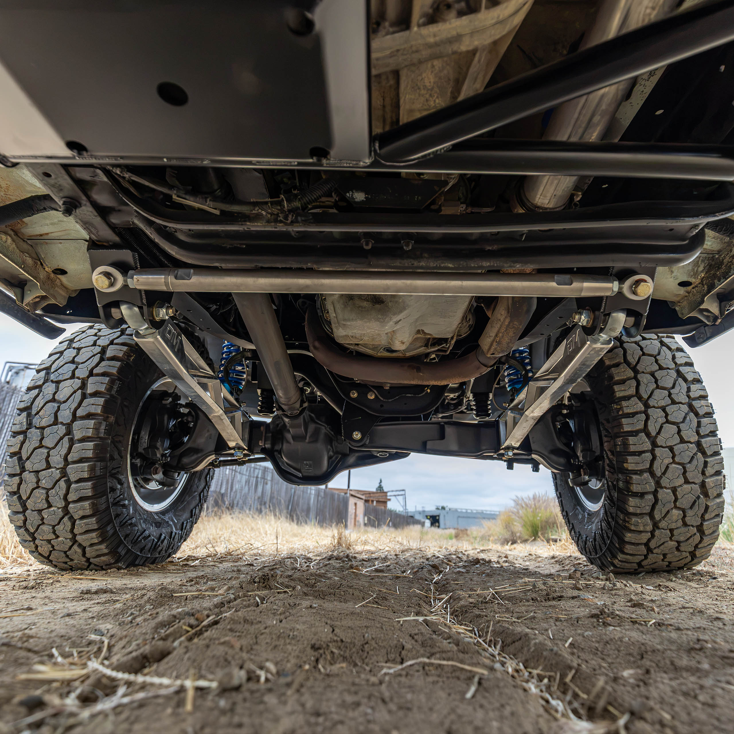 80-97 4WD F250 D50 TTB Coil Over Conversion & HD Rear Suspension Kit (Front and Rear)