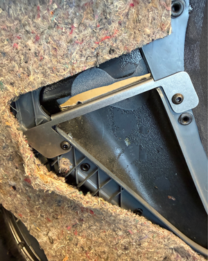 1992-97 F-Series and Bronco Passenger Door Panel Repair Bracket