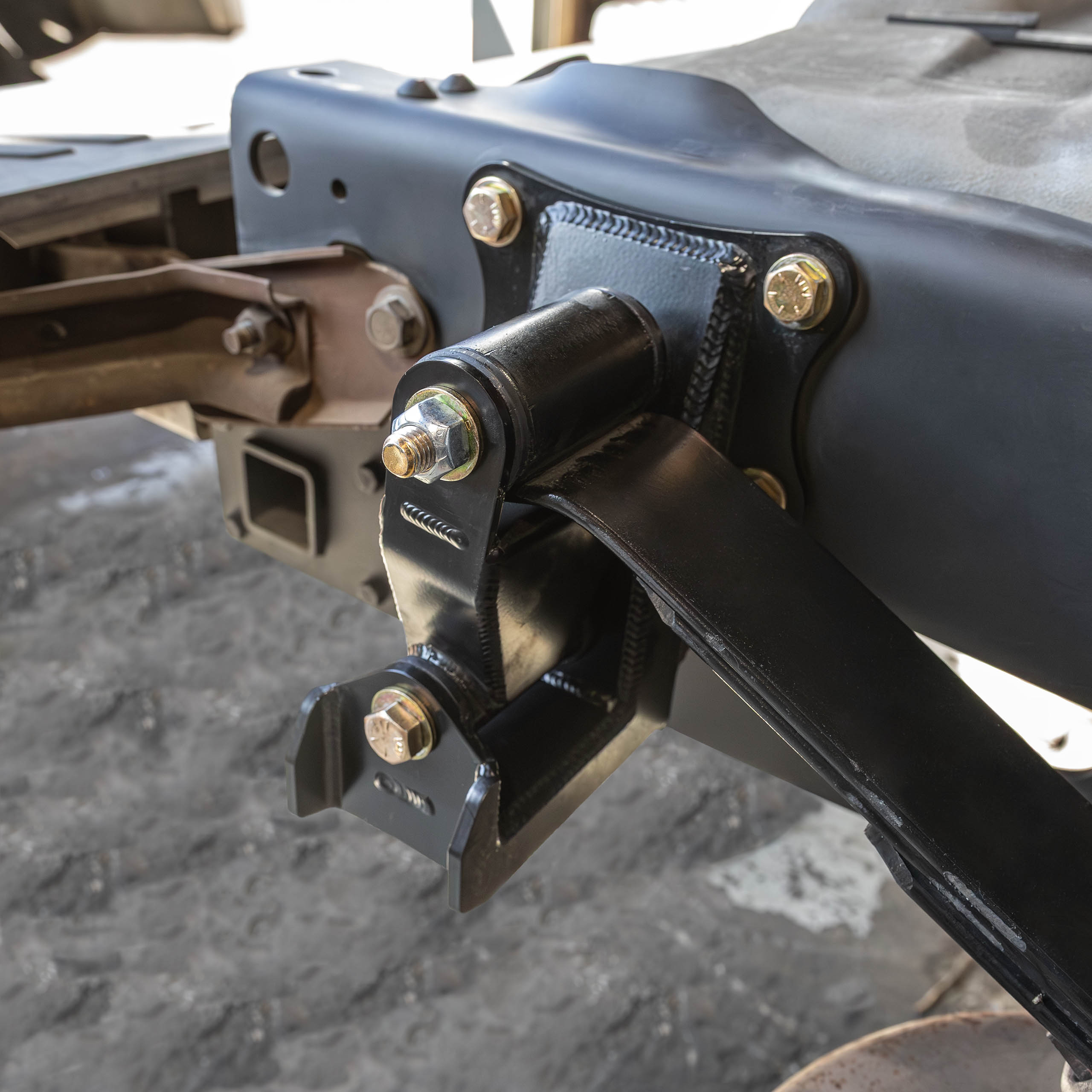 HD Fabricated Rear Shackle