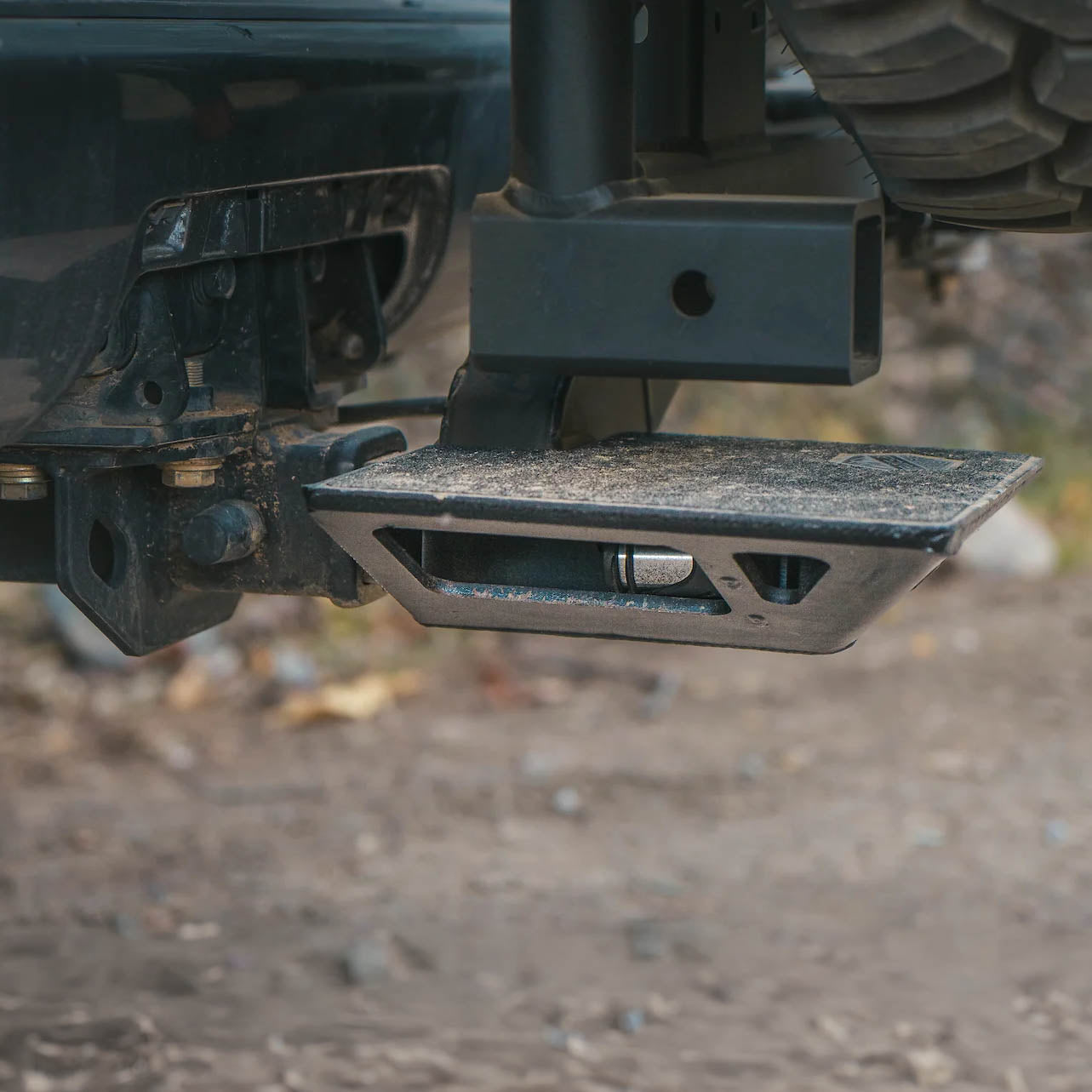 SKEP™ Skid Plate Hitch Step